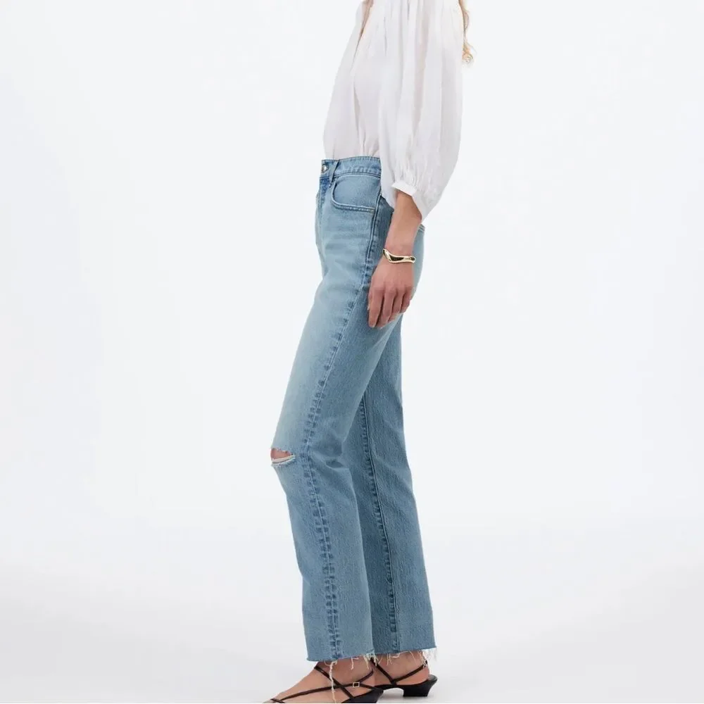 Madewell women’s the perfect vintage jeans Light Blue Denim Jeans distressed 33!